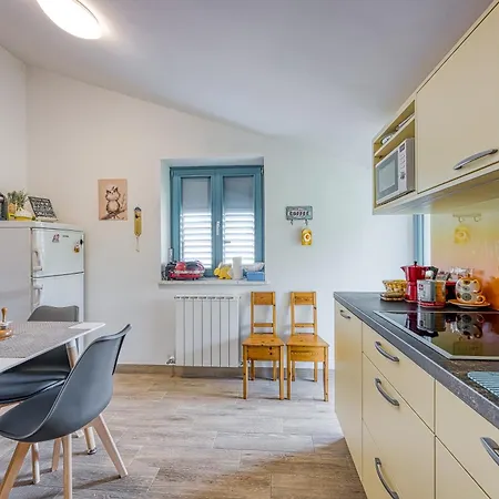 Apartamento Salamander - Garden & Ev Charger - Happy