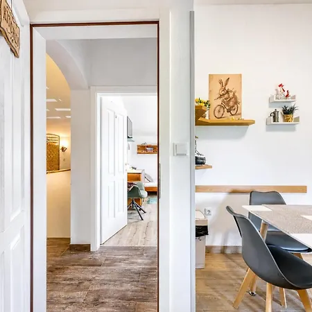 Apartamento Salamander - Garden & Ev Charger - Happy